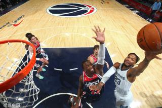 造了马刺的 造了马刺的